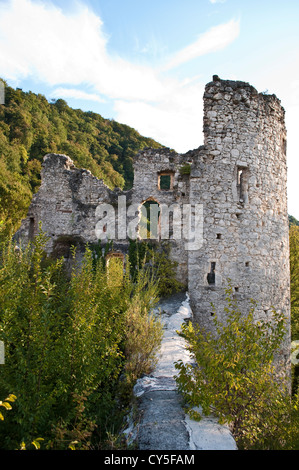 Mittelalterliche Burg oberhalb Samobor, in der Nähe von Zagreb, Kroatien Stockfoto