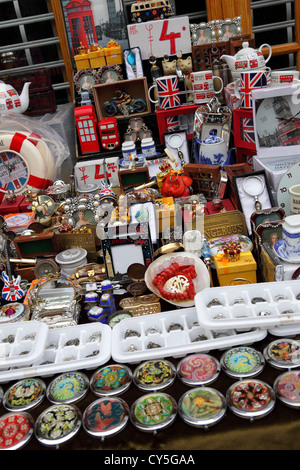 Eine der (14), um Bilder zu Portobello Road Market Verwandte von dem Fotografen und Unternehmen Verkauf von Antiquitäten und bric-a-brac. Stockfoto