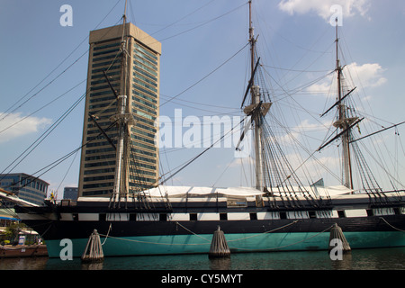 USS Constellation, die letzte alle Segel-Kriegsschiff der US-Marine gebaut ist für die Öffentlichkeit als Museum in Baltimore Inner Harbor Stockfoto