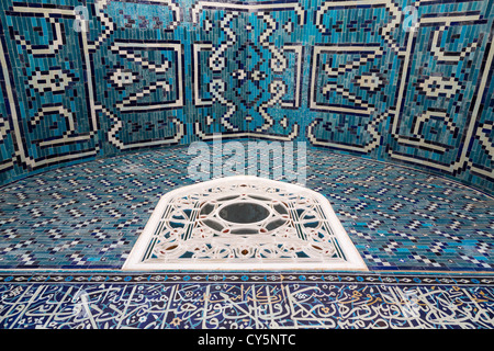 Detail der Fliesen Mosaik gefliest Kiosk (Türkisch: Çinili Köşk) Pavillon, Topkapi Palast, Istanbul, Türkei Stockfoto