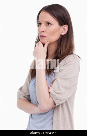 Seitenansicht des nachdenklichen Frau hautnah Stockfoto