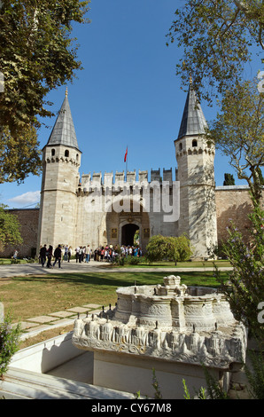 Imperial Tor der Topkapi Palast von Sultan Ahmet, Fatih, Istanbul, Türkei. Stockfoto