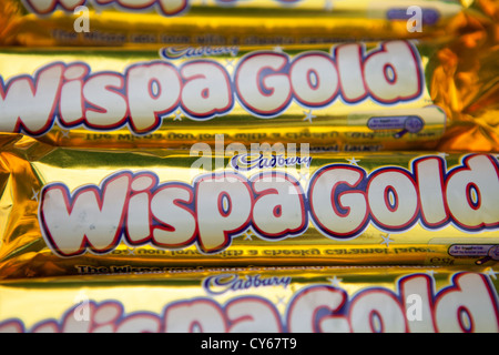 Die Cadbury Wispa Goldbarren. Stockfoto