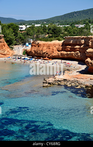 Sa Caleta Strand. Ibiza, Balearen, Spanien Stockfoto