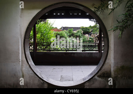 Runde Tür im Garten Meisters der Netze, Suzhou, China Stockfoto