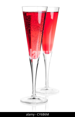 Cocktail Kollektion - Kir royal mit Champagner. Isoliert auf weißem Hintergrund Stockfoto