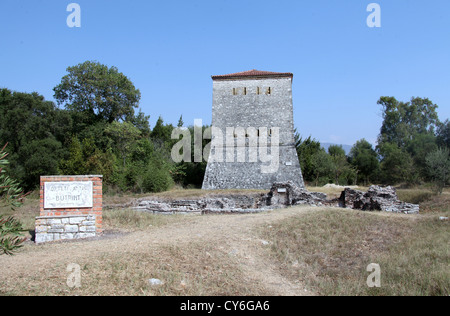 15. Jahrhundert Turm im Butrint Nationalpark in Albanien Stockfoto