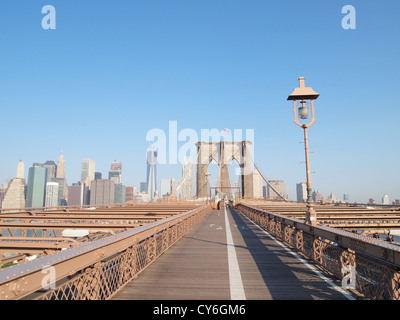 Manhatten von der Brooklyn Bridge Stockfoto