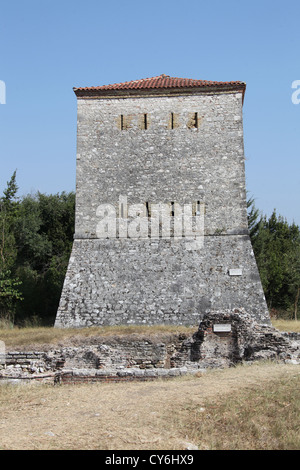 15. Jahrhundert Turm im Butrint Nationalpark in Albanien Stockfoto