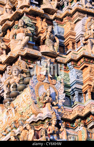 Sri Pathrakali Hindu Tempel Gopuram Turm in Trincomalee auf Sri Lanka. Stockfoto