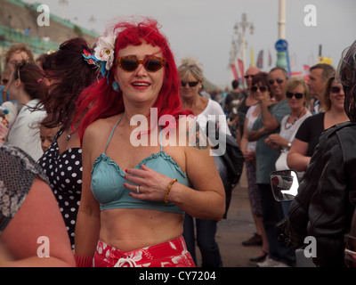 Rock und Roll tanzen in einer Zusammenkunft von Motorradfahrer in Brighton. Stockfoto