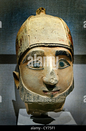 Terrakotta-Kopf eines Mannes Cypro-archaischen II 600 v. Chr.-zyprischen 29 cm zyperngriechischen Griechenland Zypern Stockfoto