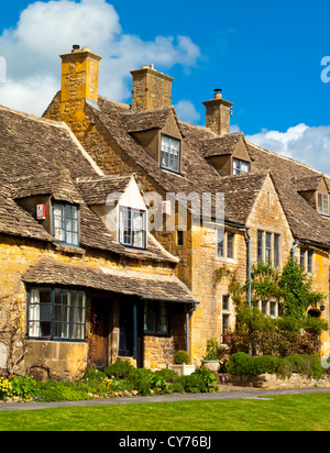 Traditionellen Cotswold Steinhäuser in Broadway Dorf Worcestershire England UK ein beliebtes Touristenziel Stockfoto