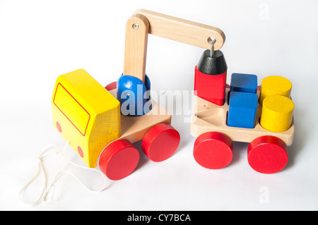 Das hölzerne Lkw Modell Spielzeug für Kinder. Stockfoto