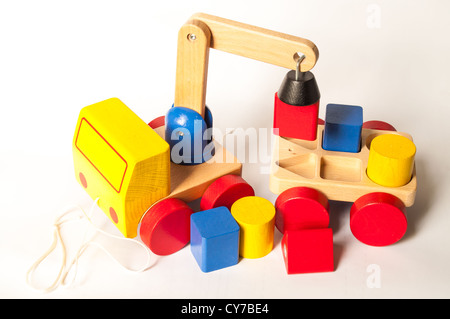 Das hölzerne Lkw Modell Spielzeug für Kinder. Stockfoto