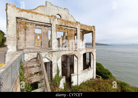 Ein Blick auf Alcatraz Federal Prison Post Exchange Officers' Club. Stockfoto