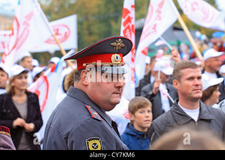 Polizei auf "Bygata" Stockfoto