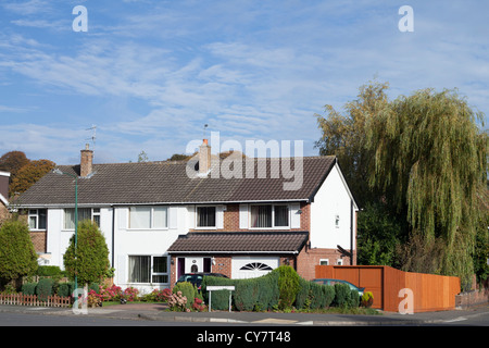 Eine große Doppelhaushälfte Haus in Nottingham England UK Stockfoto