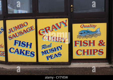 Altmodische Fish and Chip Shop Zeichen, Bridlington, Yorkshire, England. Stockfoto