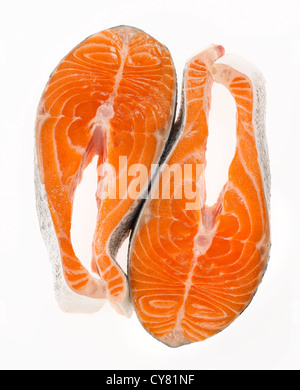 Zwei rohen Lachs Steaks Stockfoto