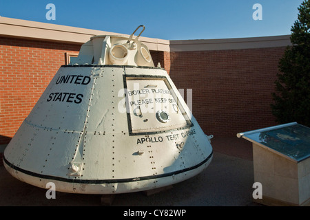 Raumkapsel Ausstellung im Visitor Center Museum am Meteor-Krater, auch bekannt als Barrenger Crater, in der Nähe von Winslow, Arizona Stockfoto