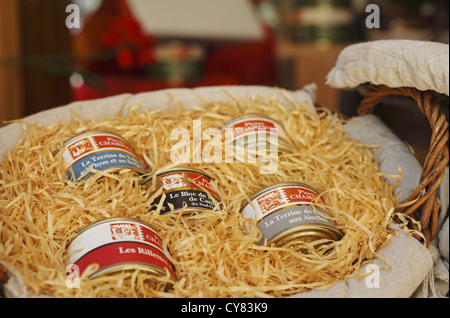 Auswahl an französischen Delikatessen, Dordogne, Frankreich Stockfoto