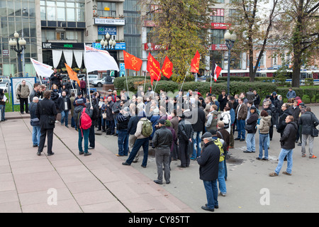 Demonstration in Puschkin-Platz der roten Front gegen Religionsunterricht Regierungspolitik, Moskau Stockfoto