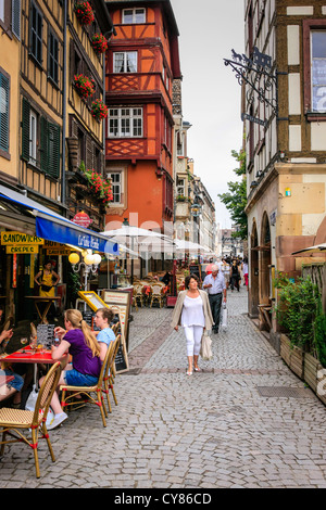 In den mittelalterlichen Straßen von Straßburg, hier besonders auf die Rue du Maroquin in der Grande ich werde Abschnitt des Stadtzentrums Stockfoto