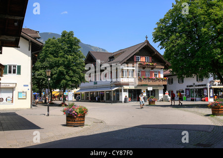 Geschäfte in Am Kurpark Quadrat Garmisch-Partenkirchen, Bayern Stockfoto