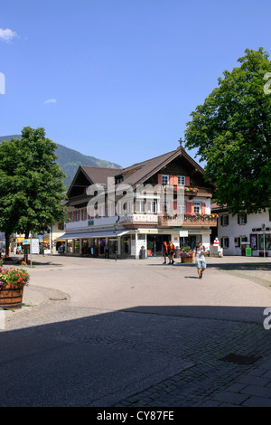 Geschäfte in Am Kurpark Quadrat Garmisch-Partenkirchen, Bayern Stockfoto