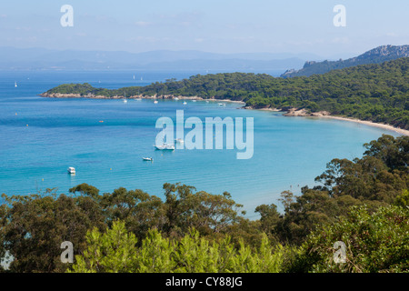 Blick auf Porquerolles Island Bucht von "Fort Sainte Agathe" in Frankreich Stockfoto