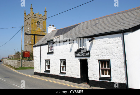 Erste und letzte Inn Sennen Cove Cornwall England UK Stockfoto