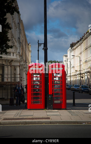 Typischen roten Telefonzellen in der City of London Stockfoto