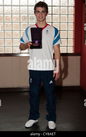 Max Whitlock 2 x Bronzemedaille posiert für ein Foto Stockfoto