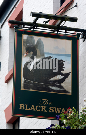 Das Black Swan Pub Schild, Rugby, Warwickshire, UK Stockfoto