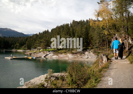Gletscher Berg See der Caumasee (Caumasee); Flims, Graubünden, Schweiz Stockfoto