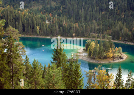Caumasee (Caumasee), eine alpine Gletschersee, Flims, Graubünden-Schweiz-Europa Stockfoto