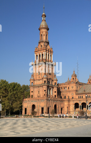 Plaza de Espana in Sevilla, Spanien der Neo-Renaissance Mock Mudejar-Stilgebäude beherbergt Regierungsbüros Stockfoto