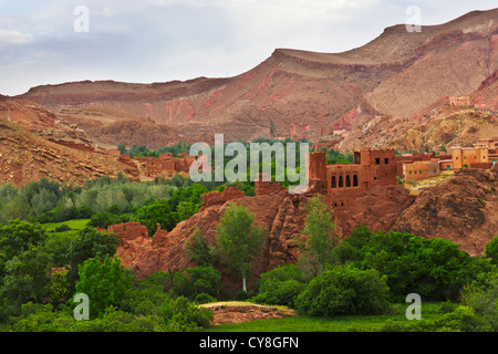 Kasbah in der Dades Schlucht Dades Tal (Tal der tausend Casbahs). Marokko Stockfoto