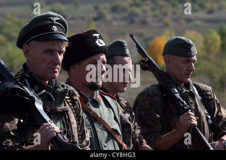 normale SS und Kosaken, kämpfte auf der Seite der Wehrmacht Stockfoto