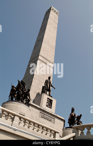 Lincolns Grab, Oak Ridge Cemetery in Springfield, Illinois, ist die letzte Ruhestätte des 16. Präsidenten der Vereinigten Staaten. Stockfoto