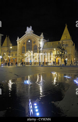 Ungarn, Budapest, große Markthalle, Vásárcsarnok, Stockfoto