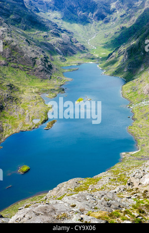 Loch Coruisk unter Cuillin Hills aus Sgurr Na Stri, Isle Of Skye Highland, Schottland, Großbritannien. Stockfoto