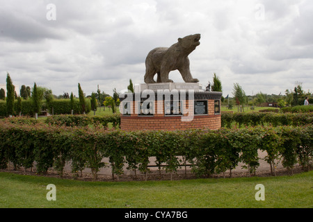 Ein Eisbär - ist ein Denkmal und eine Hommage an die 49. Infanterie Westabteilung Reiten. Stockfoto