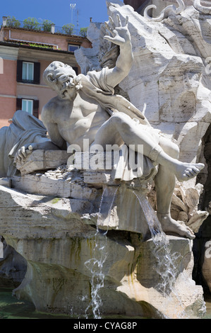 RIO DELLA PLATA ALLEGORIE, BRUNNEN DER VIER FLÜSSE (1648), GIAN LORENZO BERNINI (1598-1680), PIAZZA NAVONA, ROM Stockfoto