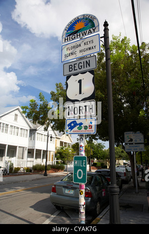 uns weiterleiten 1 Meile Markierung 0 Start der Autobahn Key West Florida usa Stockfoto