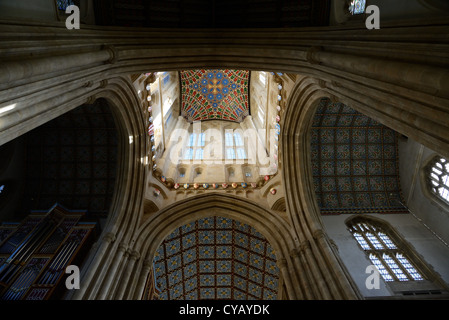 Die bemalte Decke im Millennium Tower am St Edmundsbury Cathedral Stockfoto