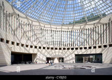 Rovereto: MART Kunstgalerie / Eingang Rotunde Stockfoto