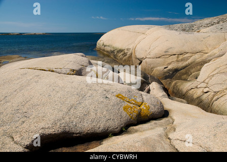 Kahlen, windigen Granitinseln, Vasholmarna (Vas-Inseln), Westküste von Schweden Stockfoto