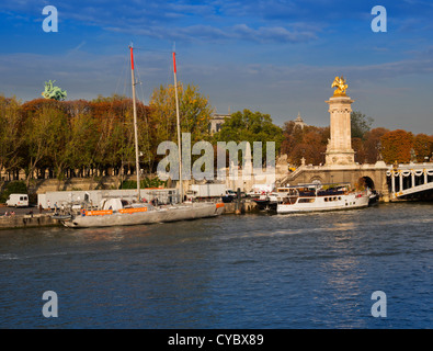 Schoner Tara festgemacht in Paris. Der verstärkte Aluminium Eisbrecher Schiff richtet sich an wissenschaftlichen Expeditionen in polare Regionen Stockfoto